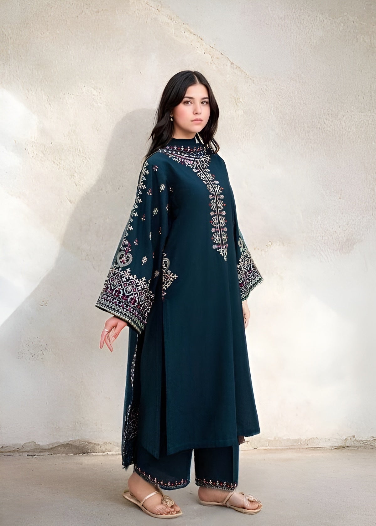 2 Pcs Women's Unstitched Embroidered Suit